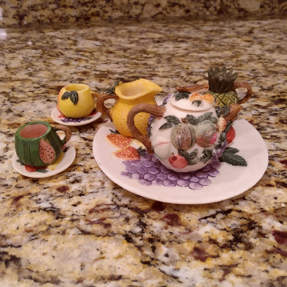 8 Piece  Fruit Motif Minature Resin Tea Set